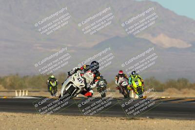 media/Dec-07-2024-CVMA (Sat) [[21c5f1ef85]]/Race 12-Supersport Middleweight/